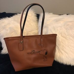 Coach Limited Edition Snoopy Tote (Brown)